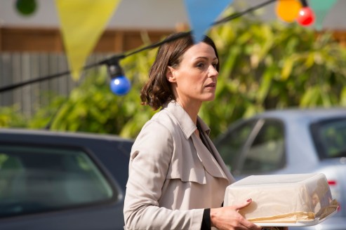 8790931-low_res-doctor-foster