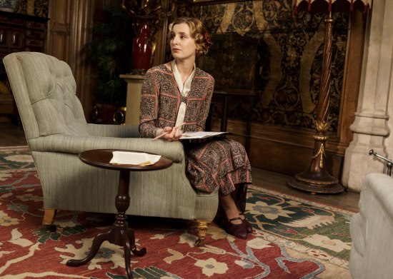 EMBARGOED_UNTIL_19TH_OCTOBER_DOWNTONEP6__03[1]
