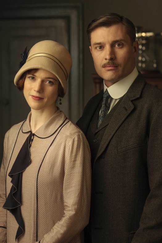 EMBARGOED_UNTIL_5_OCTOBER_DOWNTON_ABBEY_EPISODE4__34[1]