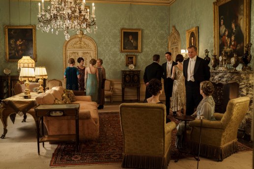 EMBARGOED_UNTIL_5_OCTOBER_DOWNTON_ABBEY_EPISODE4__48[1]