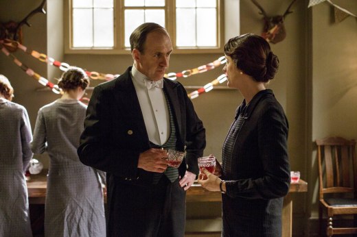 EMBARGOED_UNTIL_5_OCTOBER_DOWNTON_ABBEY_EPISODE4__56[1]