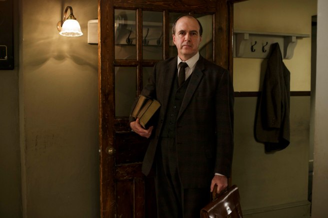 EMBARGOED_DOWNTONEP8__47[1]