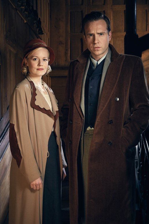 HARRY_PRICE_GHOST_HUNTER_01[1]