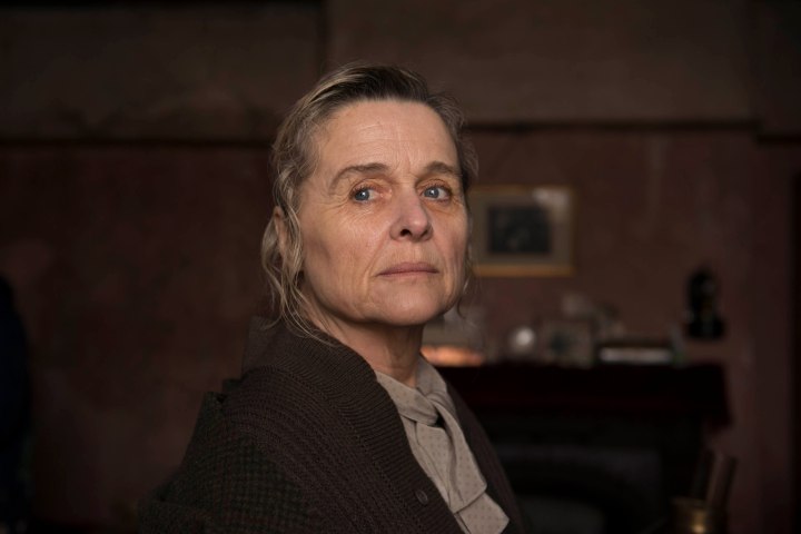 JEKYLL_AND_HYDE_EPISODE3__22[1]