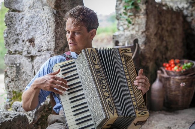 THE_DURRELLS_EP2_22[1]